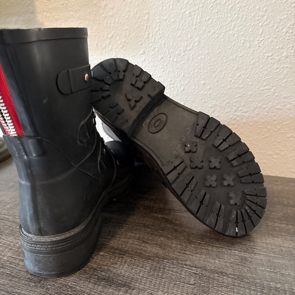 Steve Madden Thunder Black Rain Boot - Picture 4 of 4